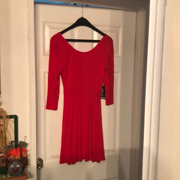 EXPRESS small/petite red mini dress with 3 quarter sleeve .Brand New with tags. - Picture 3 of 8